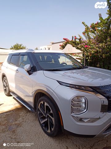 מיצובישי אאוטלנדר