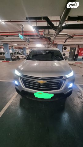 שברולט טראוורס