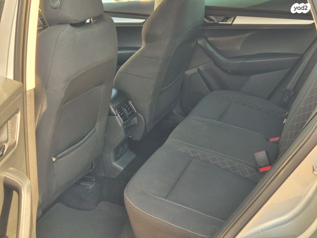 סקודה קארוק