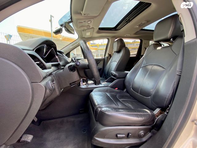 שברולט טראוורס