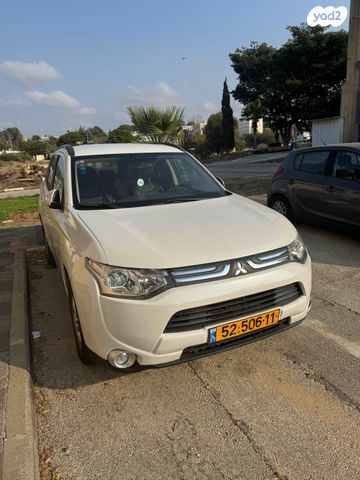 מיצובישי אאוטלנדר