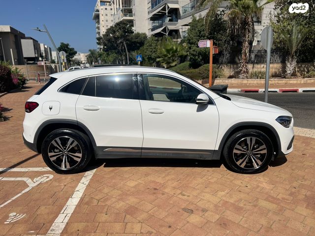 מרצדס-בנץ GLA