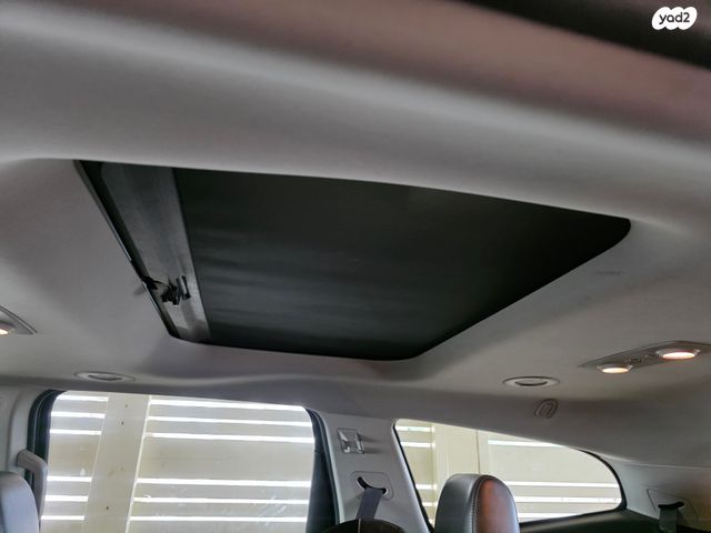 שברולט טראוורס