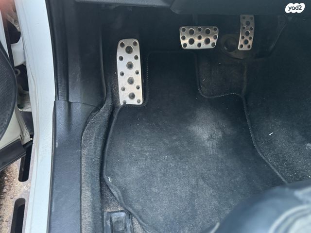 מודעת רכב סובארו פורסטר