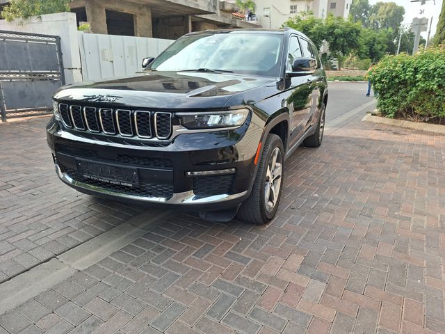 מודעת רכב ג'יפ גרנד צ'ירוקי