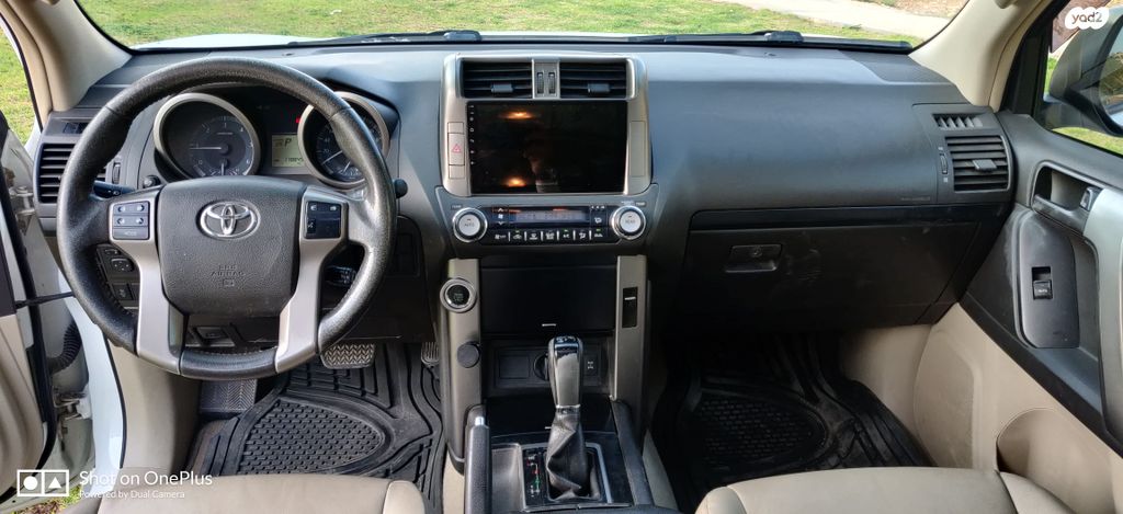 טויוטה לנד קרוזר