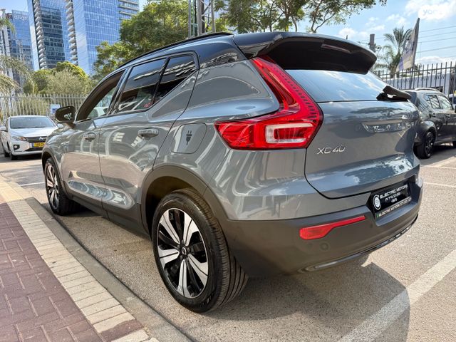 וולוו XC40