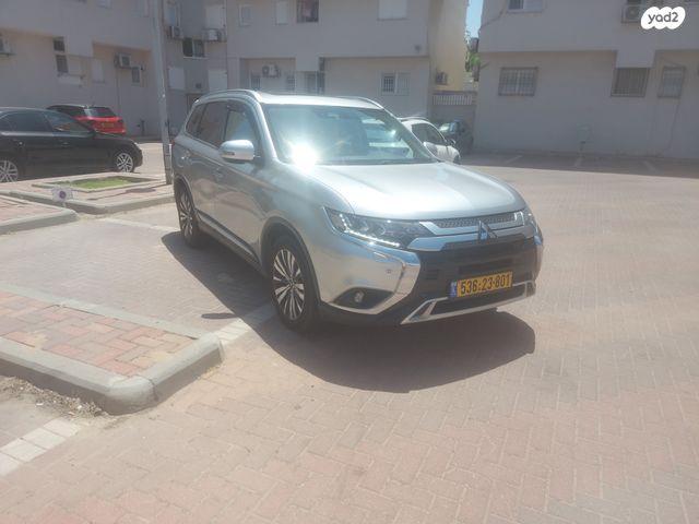 מודעת רכב מיצובישי אאוטלנדר