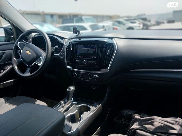 שברולט טראוורס