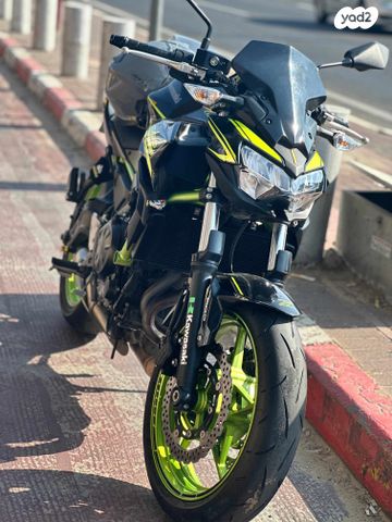 קאוואסאקי Z650 abs