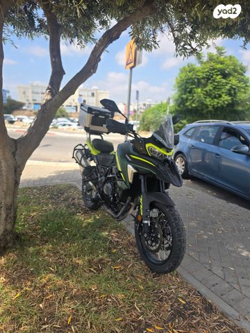 מודעת רכב בנלי TRK702X