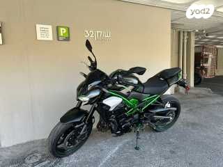 קאוואסאקי Z900