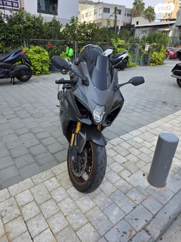 סוזוקי GSX-R1000