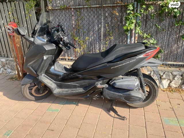 הונדה פורזה 350