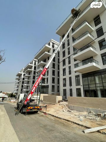 מודעת רכב מנוף