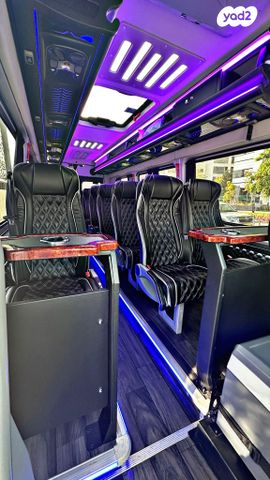 מיניבוסים ורכבי הסעות