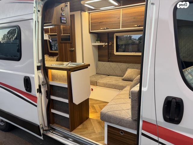 ממונע אוטוקראוון