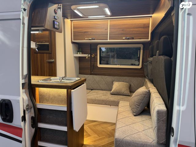 ממונע אוטוקראוון