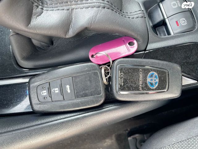 טויוטה קורולה