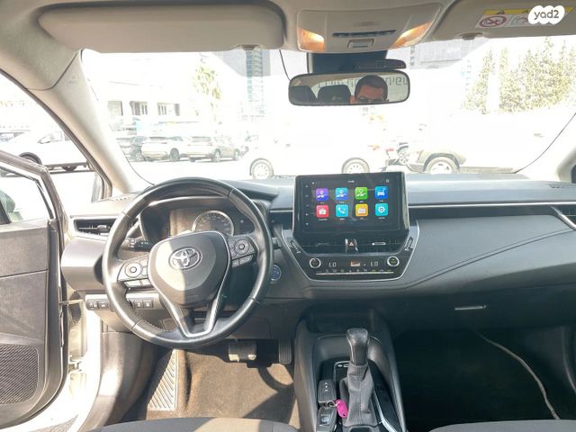 טויוטה קורולה