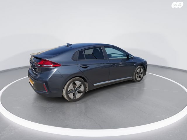 יונדאי איוניק