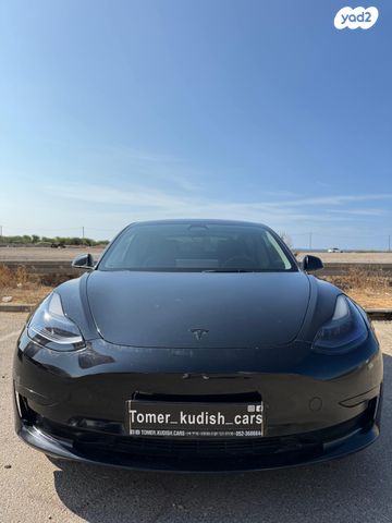 טסלה מודל 3
