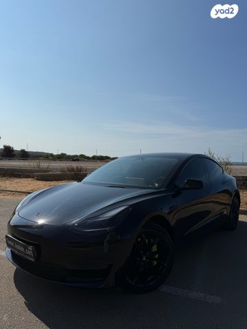 טסלה מודל 3