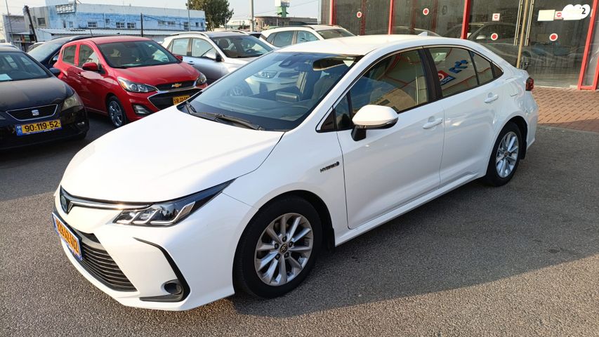 מודעת רכב טויוטה קורולה