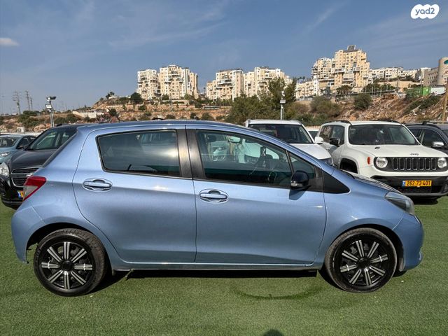 מודעת רכב טויוטה יאריס