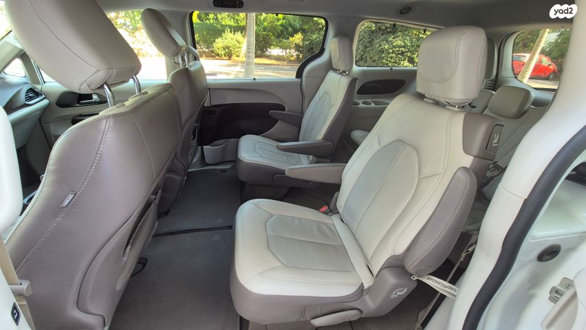 קרייזלר פסיפיקה