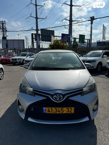 מודעת רכב טויוטה יאריס