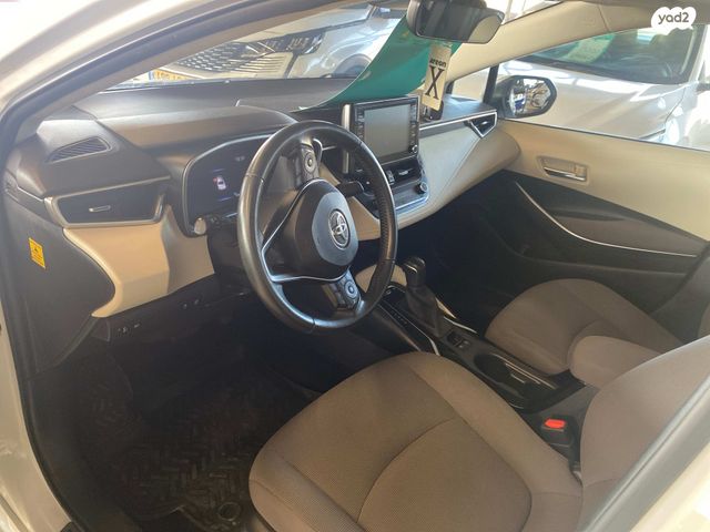 טויוטה קורולה