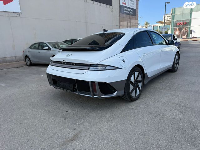 יונדאי איוניק 6