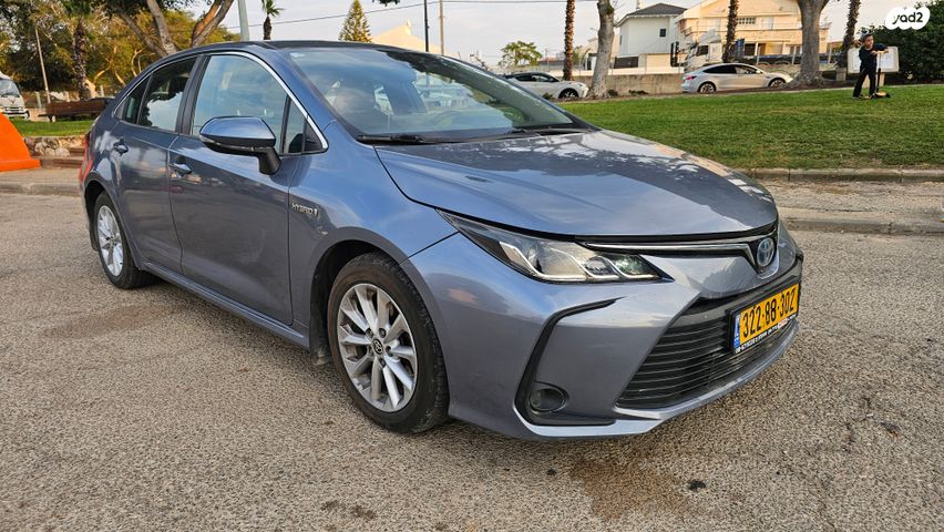 מודעת רכב טויוטה קורולה