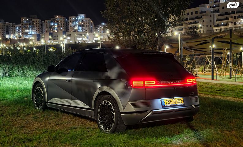 יונדאי איוניק 5