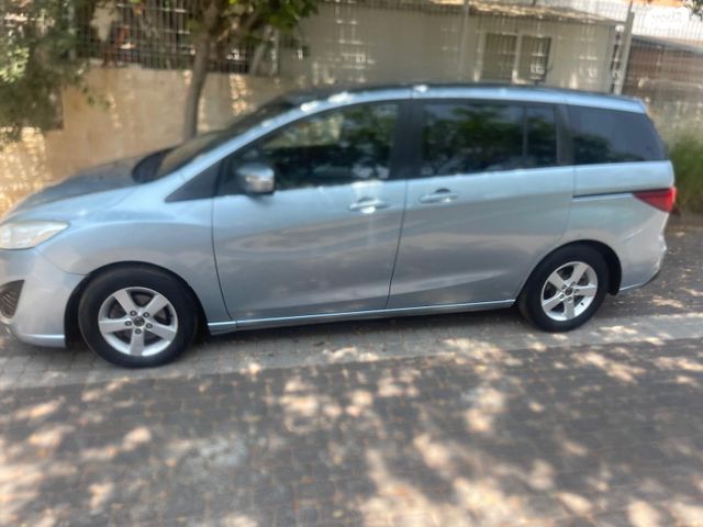 מודעת רכב מאזדה 5