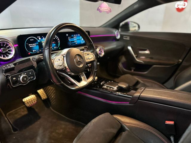 מרצדס-בנץ CLA