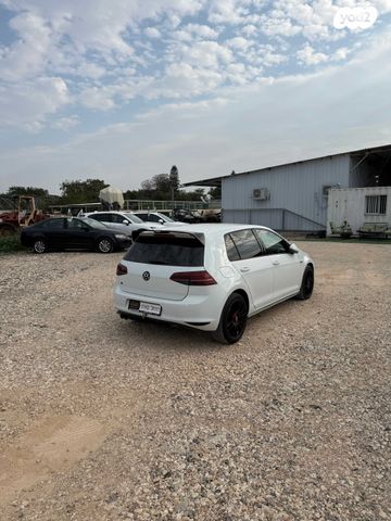 פולקסווגן גולף