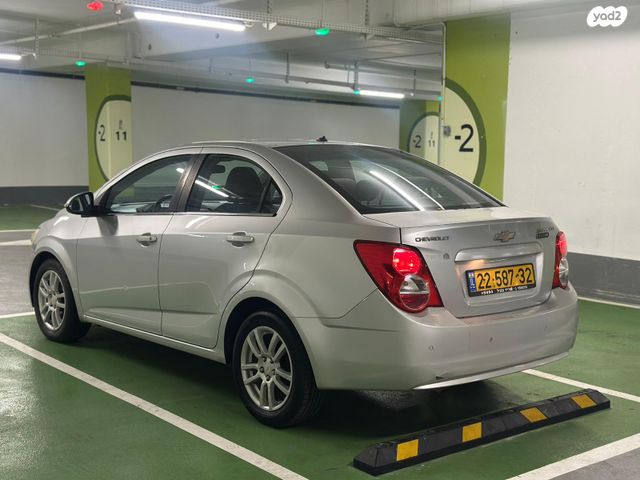 שברולט סוניק