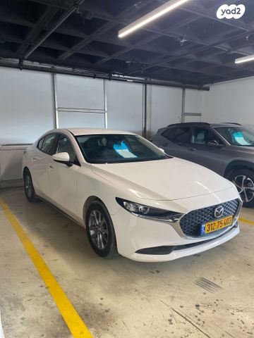 מאזדה 3