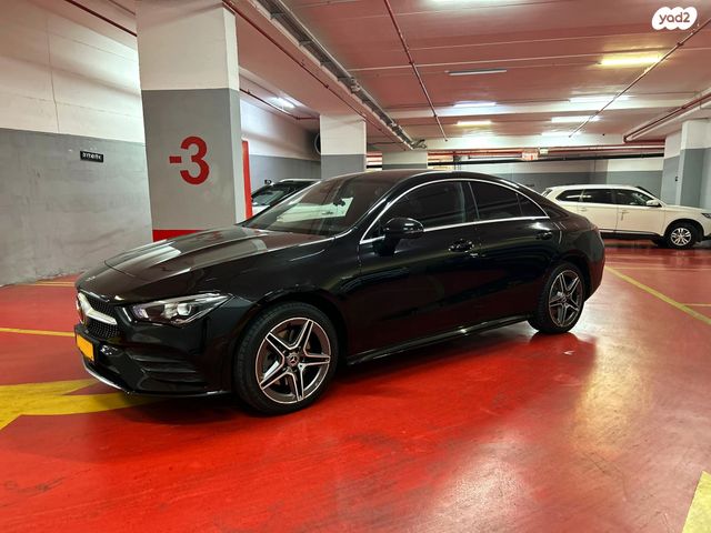 מודעת רכב מרצדס-בנץ CLA