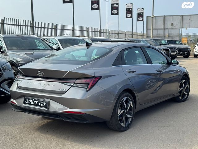 יונדאי אלנטרה