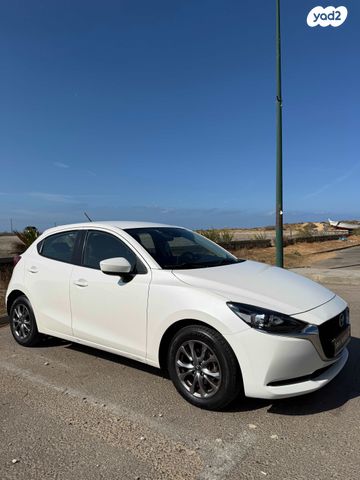 מודעת רכב מאזדה 2