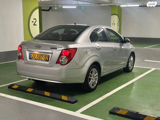 שברולט סוניק