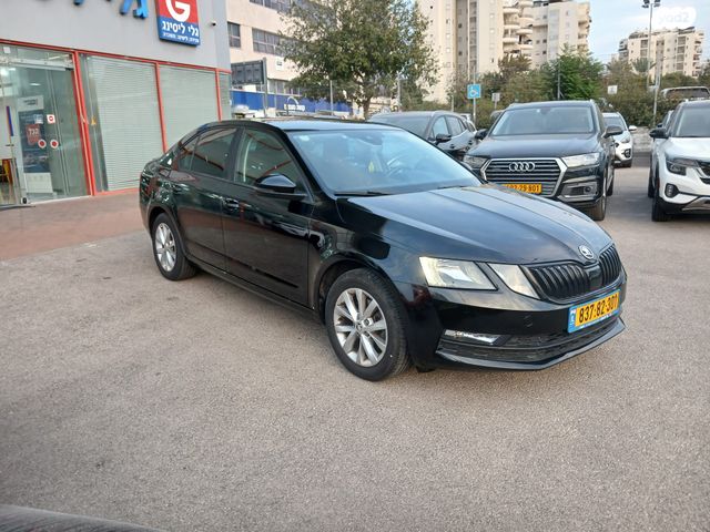 סקודה אוקטביה 