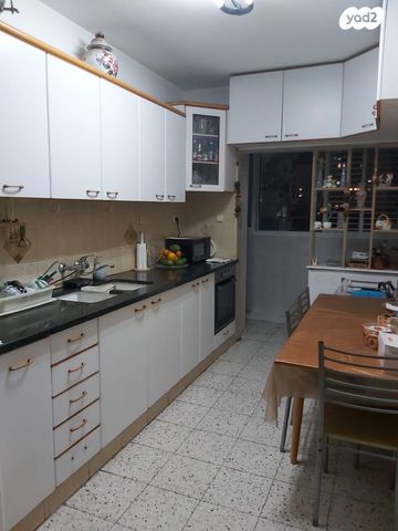 מבוא הסיפן 8