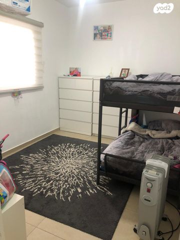 דירה, רמת הגולן 12, רובע ה', אריאל