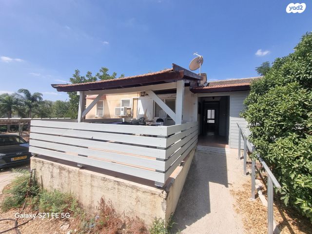 בית פרטי/ קוטג', דרך האורן 1, מרחביה קיבוץ, מרחביה קיבוץ