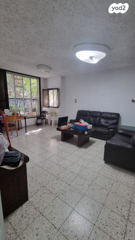 דירה, כצנלסון 14, לב העיר, בת ים