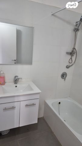 דירה, בר כוכבא 513, אליהו הנביא, ירוחם